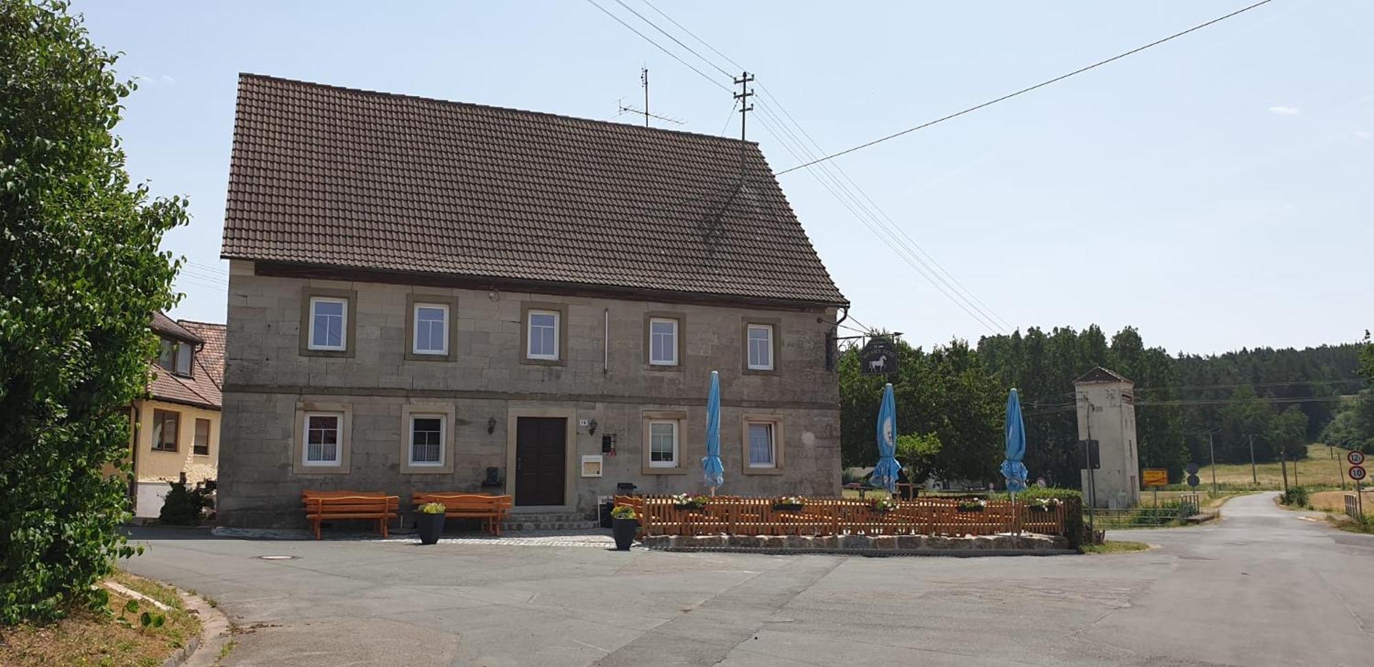 Gasthaus Weisses Ross Burghaslach Exterior photo